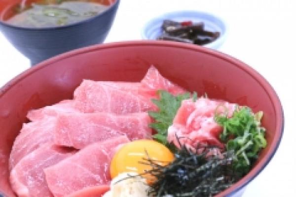 《🐟告知🐟》本まぐろ中トロ丼！（期間限定！感謝価格！）